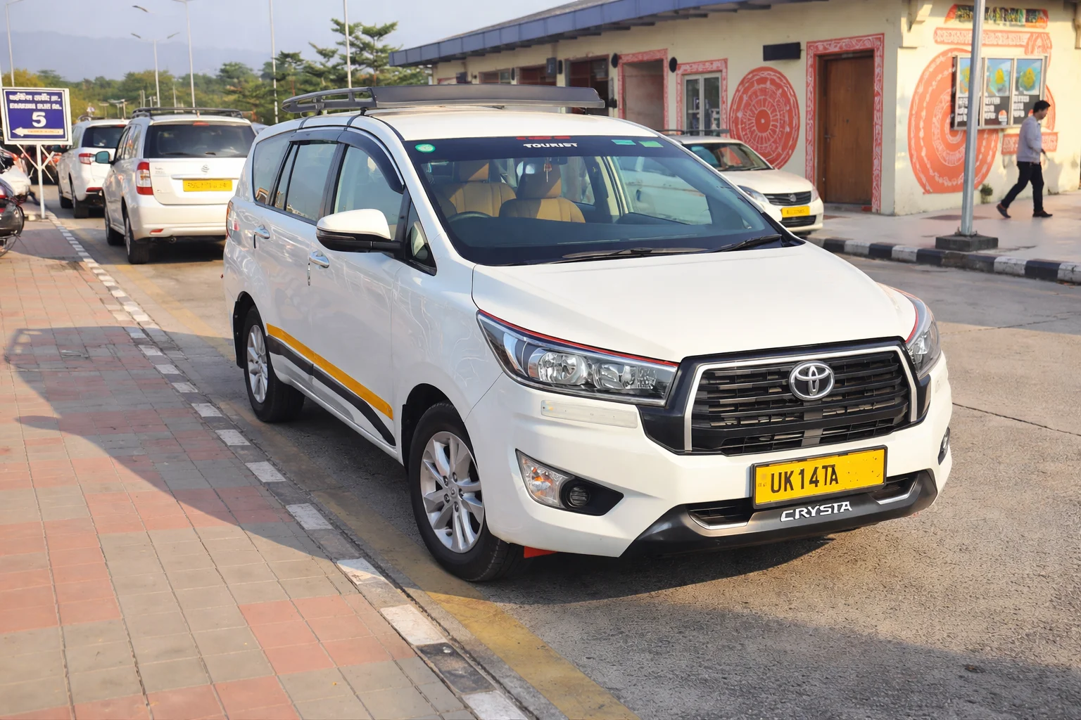 Dehradun Airport Taxi Service