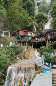 kempty fall mussoorie
